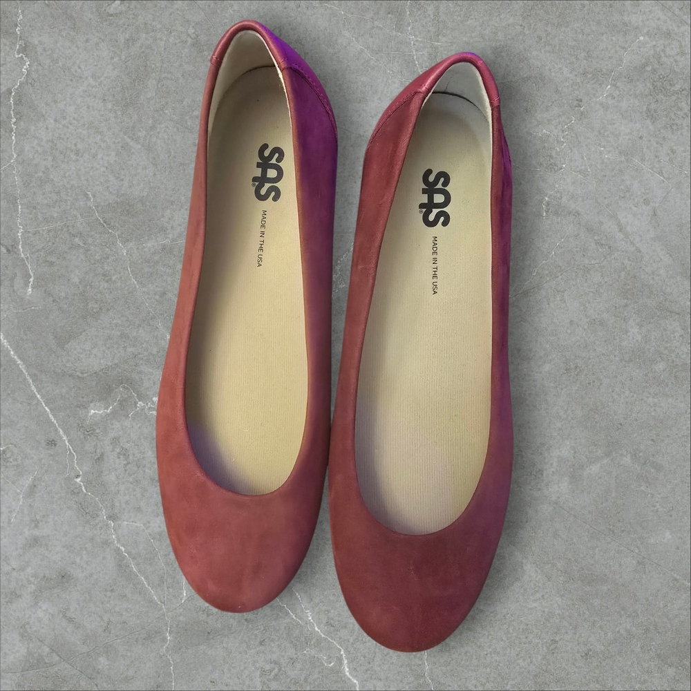 SAS Scenic Ballet Flats – Scarlett Red | Size 7.5M | Made in USA | NWOT